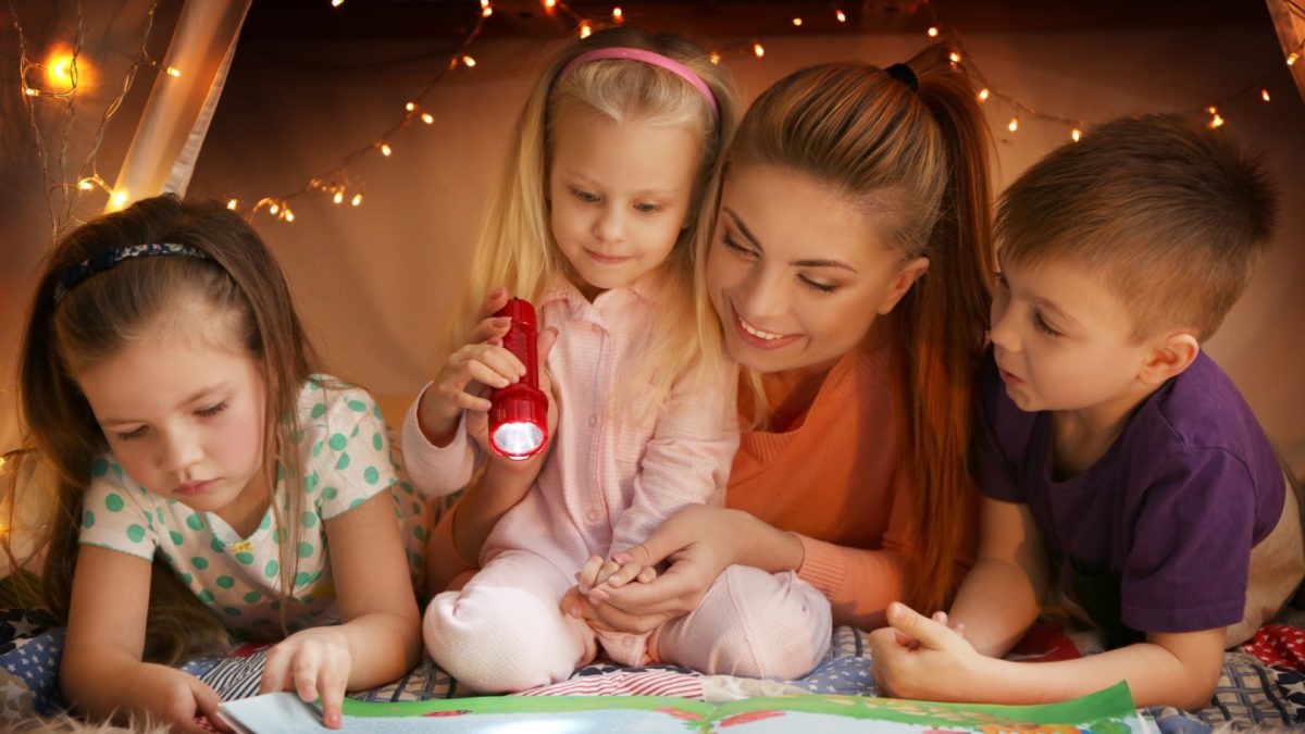 Conteuses d'histoires : un outil éducatif pour stimuler la créativité des enfants